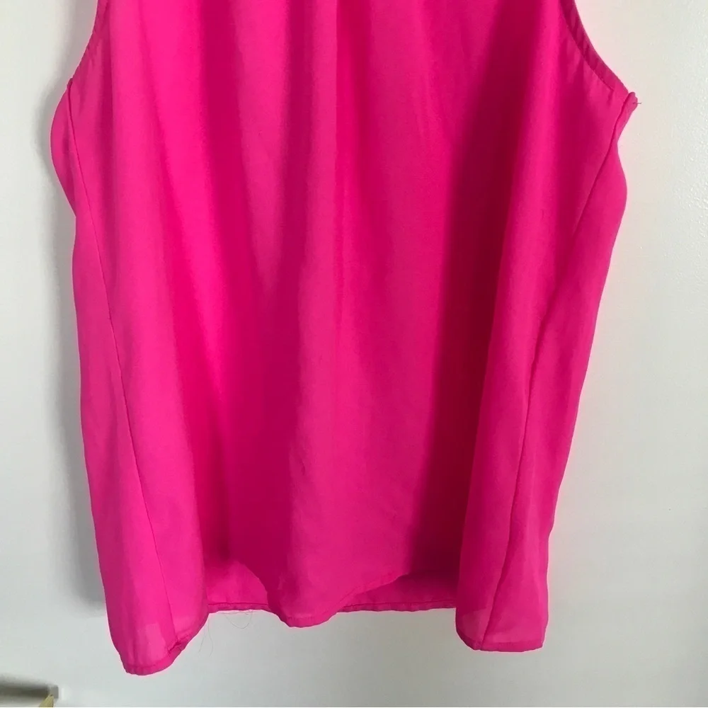Lulumari x Anthropologie neon pink tank with pearl neckline - Picture 5 of 8